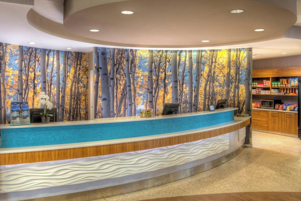 SpringHill Suites Anchorage University Lake photo 3