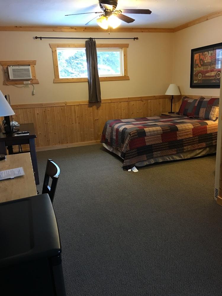 Hotel Expedition photo 37