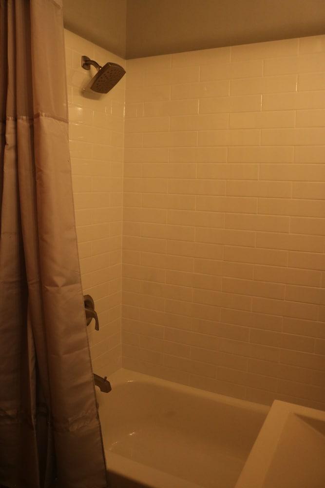 Columbine Inn photo 78