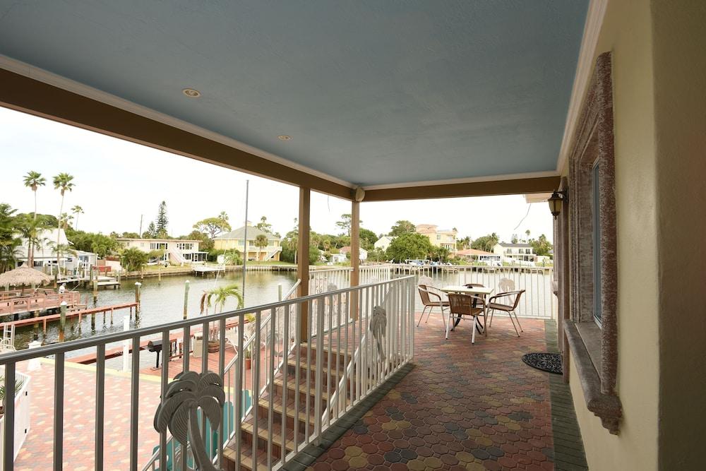 Bay Palms Waterfront Resort - Hotel and Marina photo 93