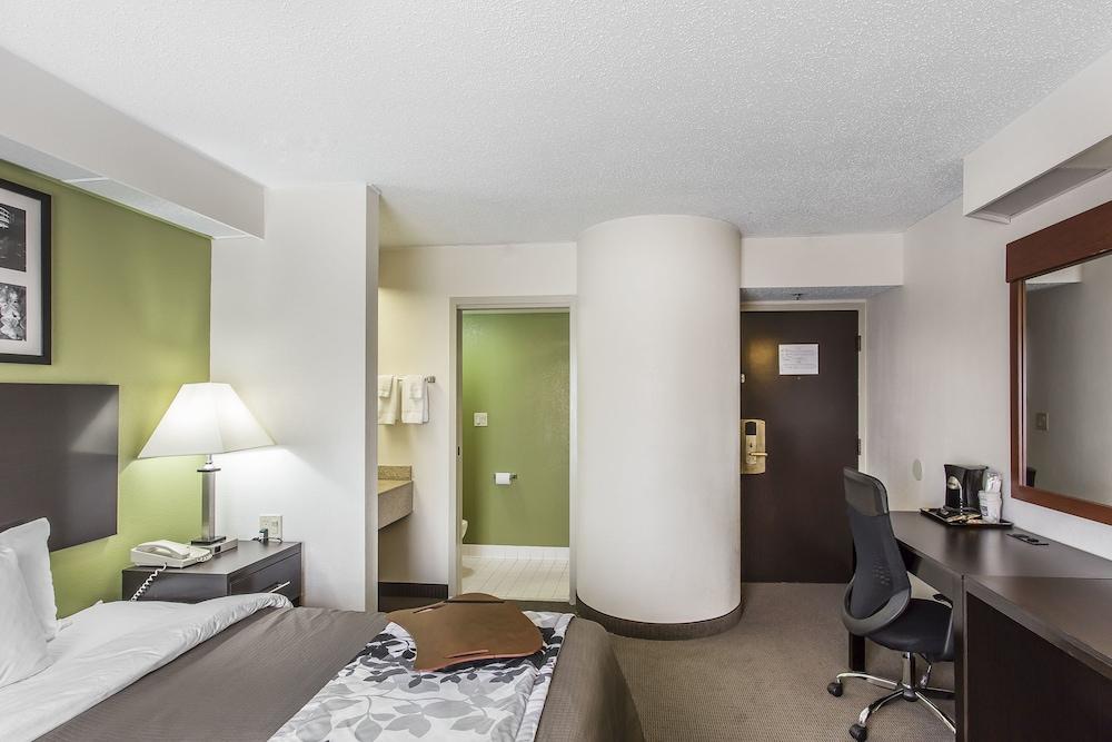 Studio 6 Suites – Knoxville, TN photo 2