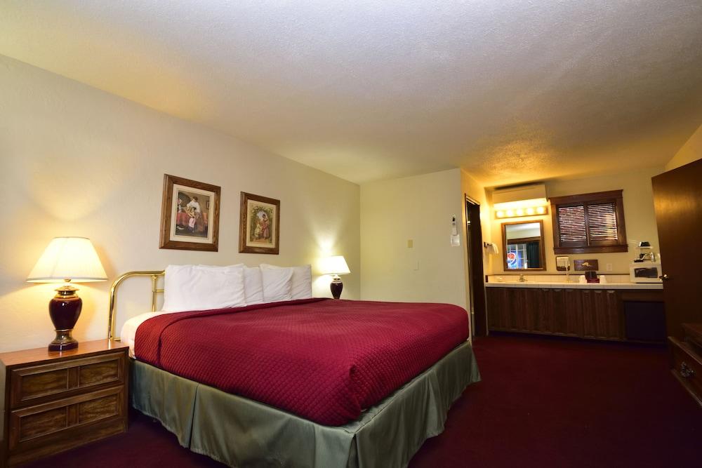 Sequim West Inn photo 11
