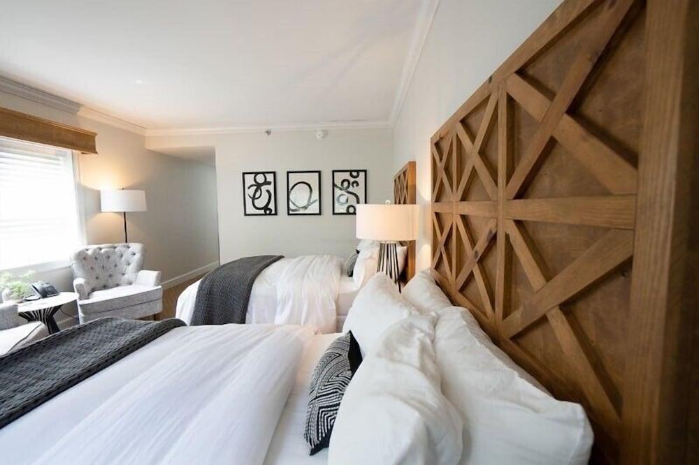 Saxon Inn photo 4