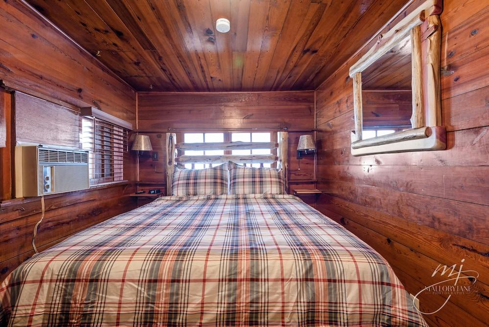 Log Cabin Inn photo 66