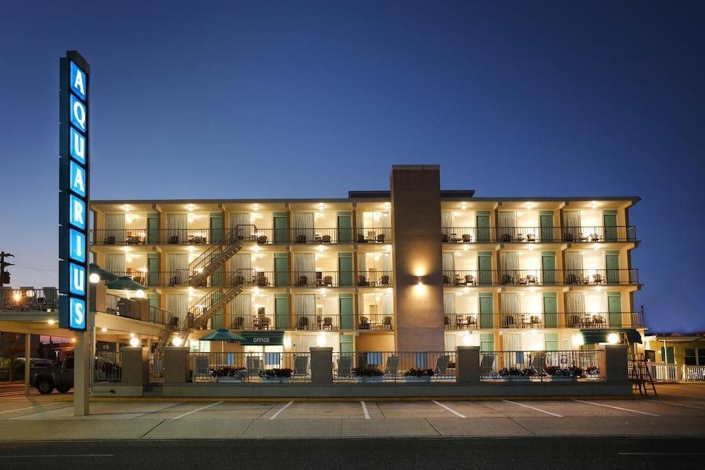 Aquarius Oceanfront Inn photo 2