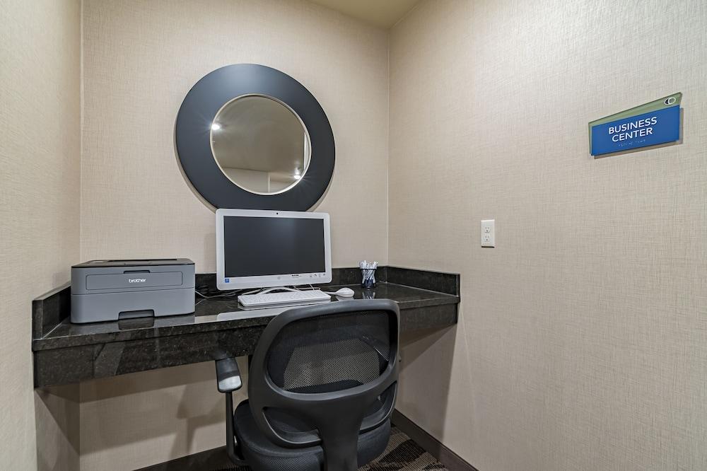 Cobblestone Inn & Suites - Lamoni photo 50