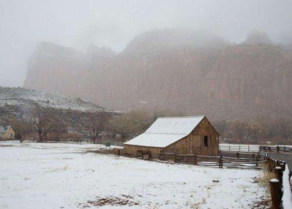 Cathedral Valley Inn photo 9