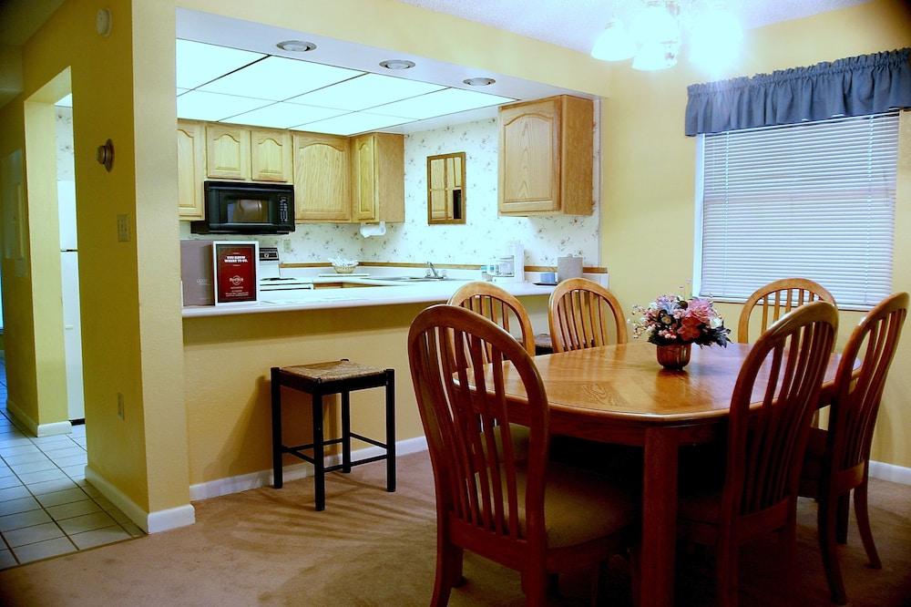 Laurel Point Resort photo 6