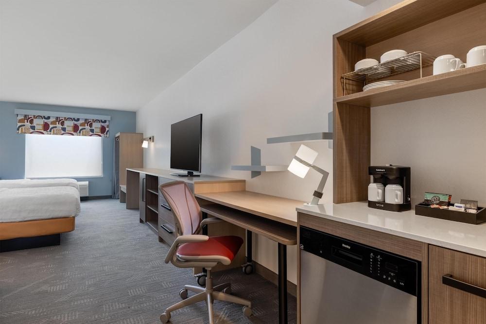 Home2 Suites By Hilton Ames photo 15