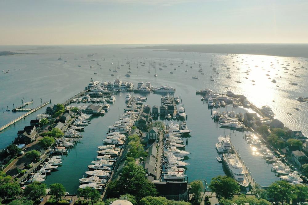 The Cottages at Nantucket Boat Basin photo 49