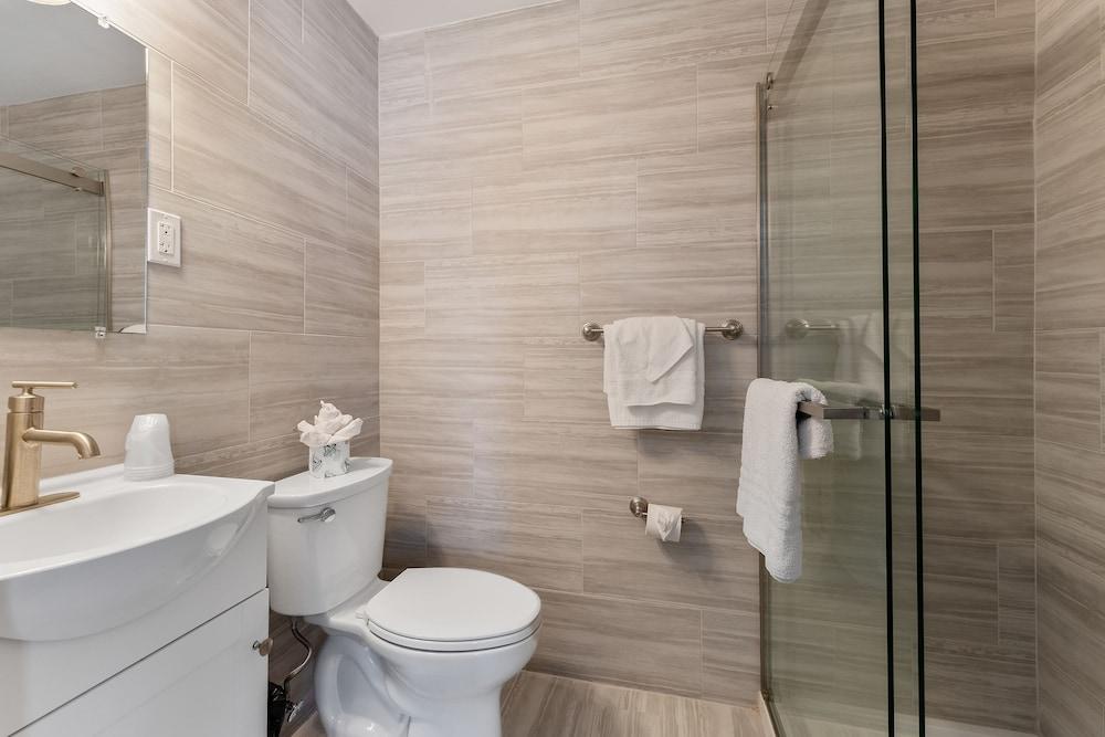 Oceanic Hotel photo 26