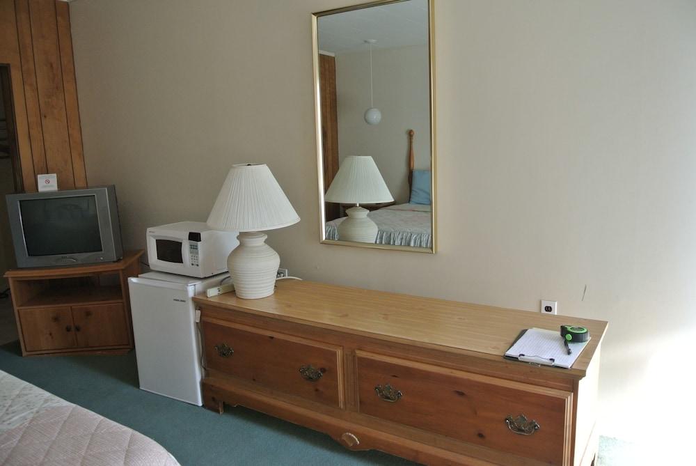 RoseWood Inn photo 46