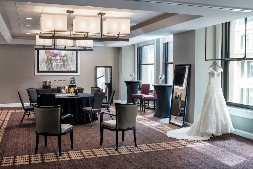 Residence Inn Chicago Downtown/Loop photo 56