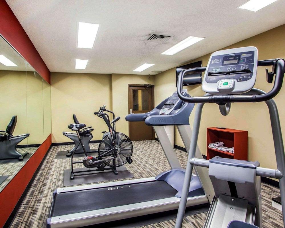 Quality Inn & Suites Peoria North photo 33