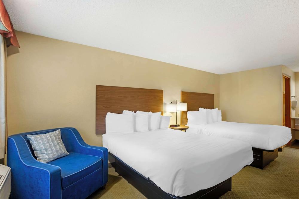 Best Western Shadow Inn photo 13