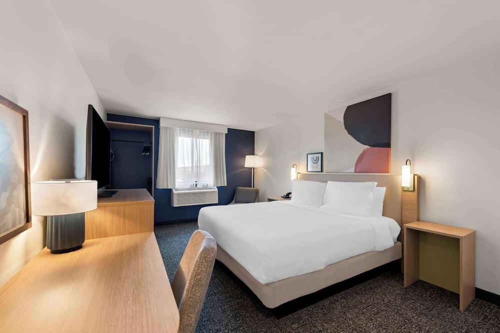 Spark by Hilton Norfolk photo 41