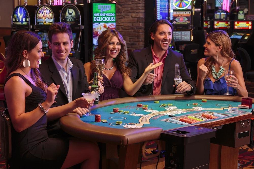 Maverick Hotel and Casino by Red Lion Hotels photo 72