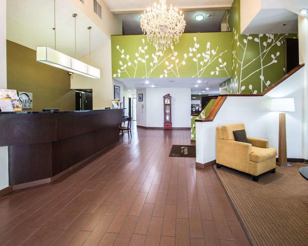 Sleep Inn Fort Pierce I-95 photo 2