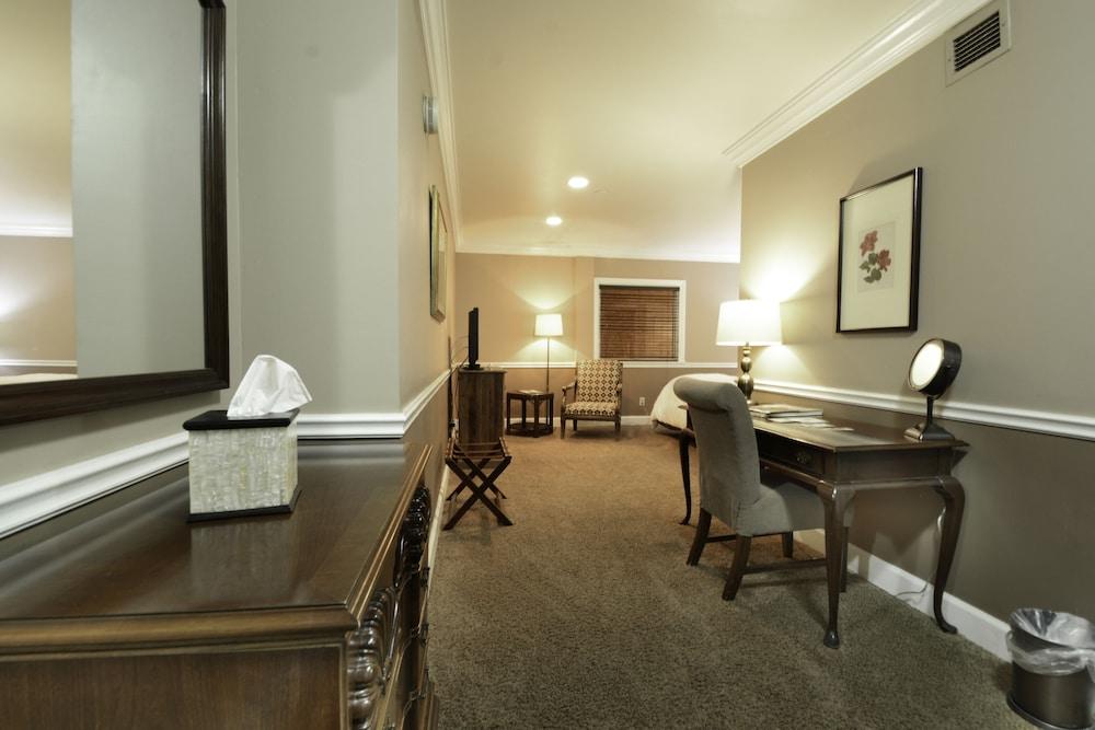 The Remington Suite Hotel and Spa photo 20