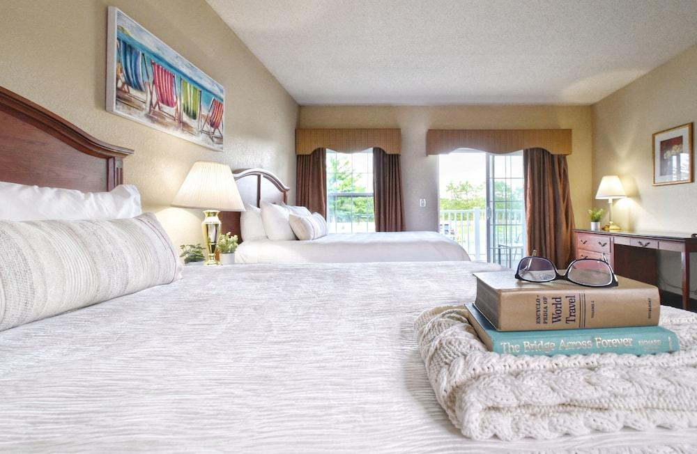 Four Seasons Island Resort photo 12