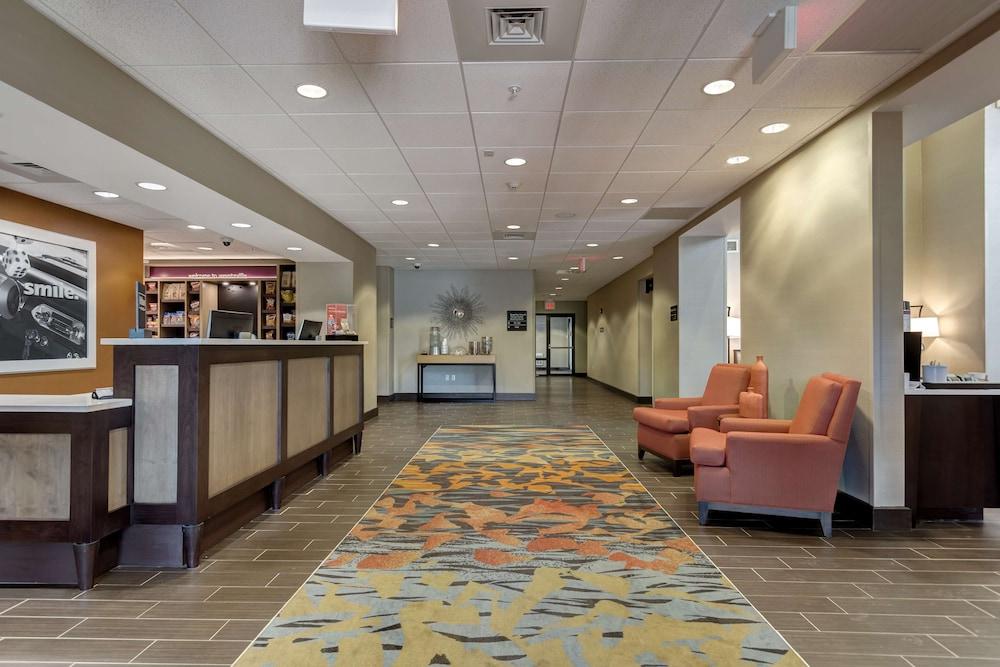 Hampton Inn St. Louis Wentzville photo 15
