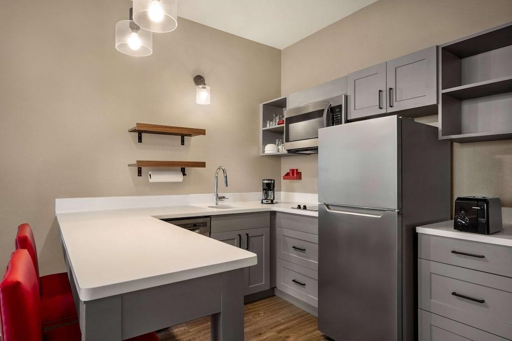 Hawthorn Extended Stay by Wyndham Del Rio photo 20