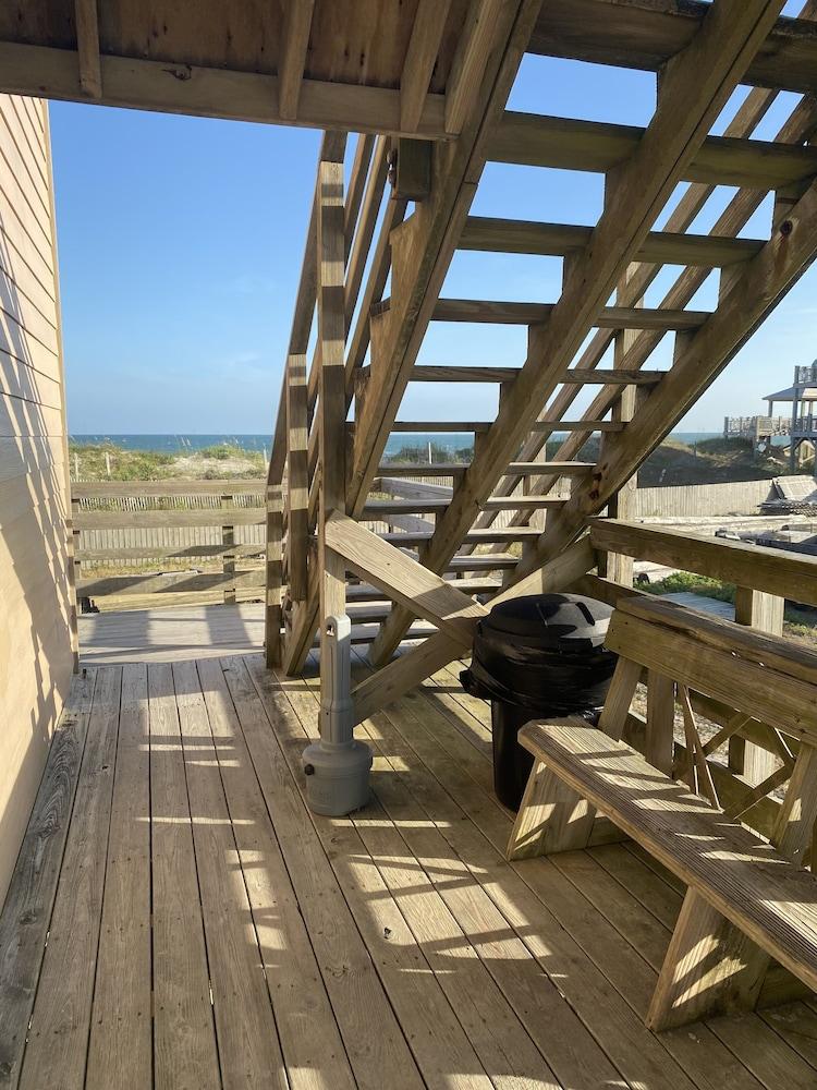 Seaview Pier and Motel photo 27