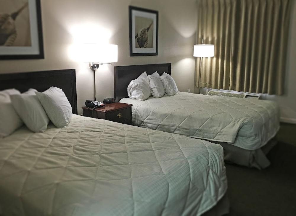Days Inn by Wyndham Clanton AL photo 7