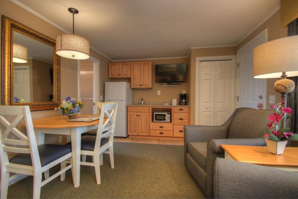 Colonial Acres Resort photo 6