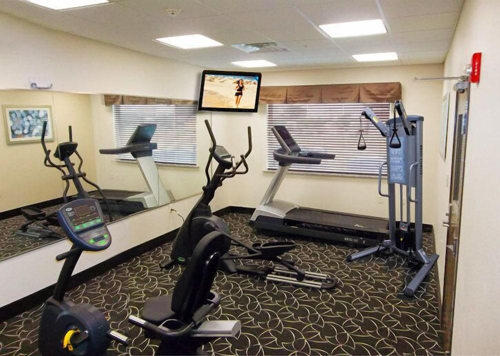 Garner Hotel Victoria - East by IHG photo 31