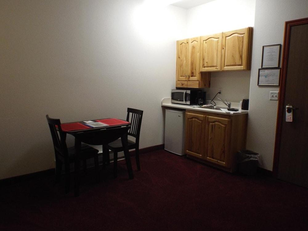 Greenwood Village Inn & Suites photo 23