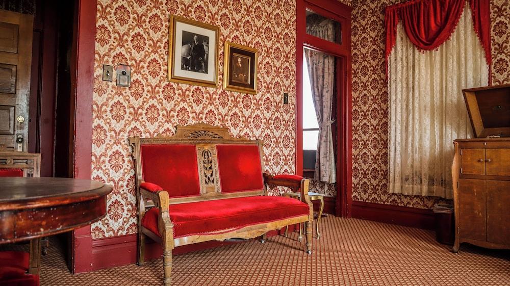 Virginian Hotel photo 15