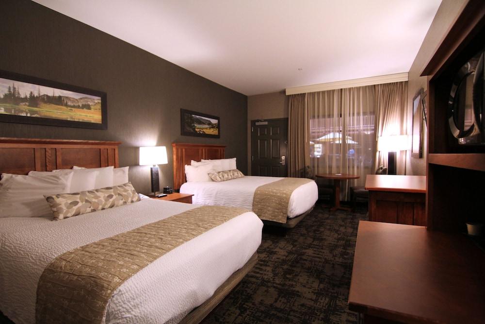 Casper C'mon Inn Hotel & Suites photo 28