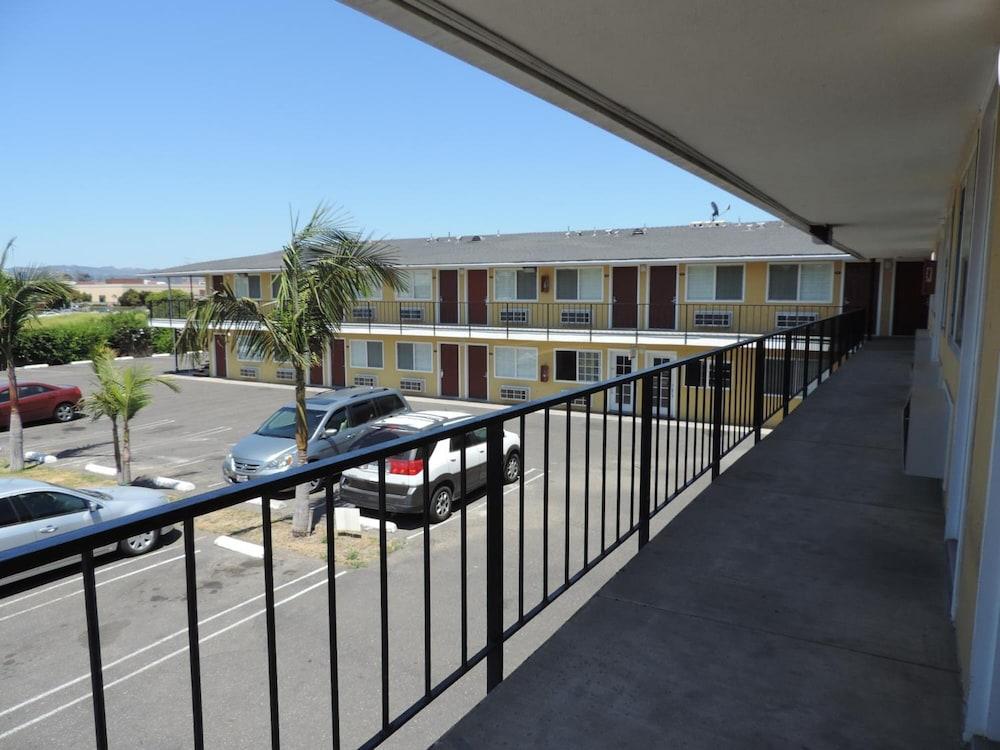 Lotus of Lompoc - A Great Hospitality Inn photo 7