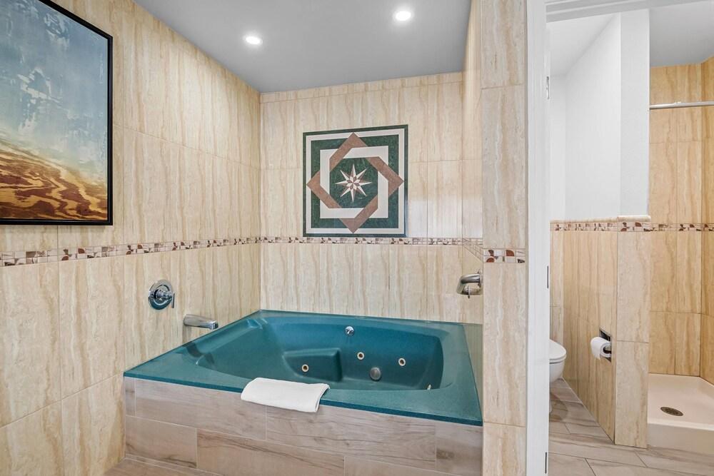 Rodeway Inn Commerce - Los Angeles photo 14