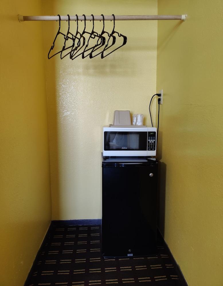 Desert Inn photo 15
