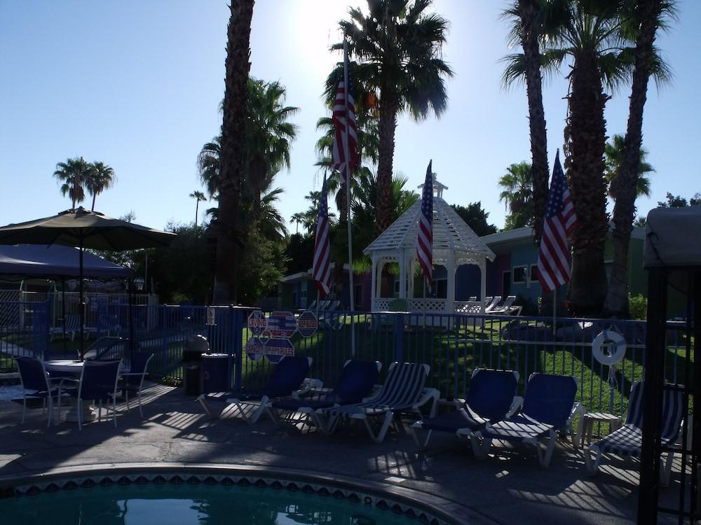 CCBC Resort Hotel - A Gay Men's Resort photo 38