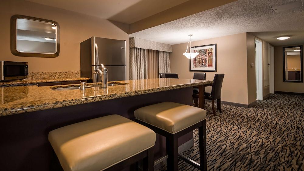 Best Western Los Alamitos Inn & Suites photo 10
