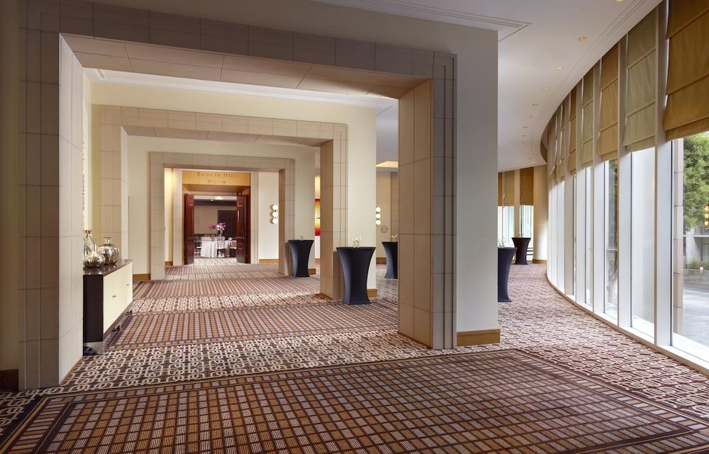 Omni Los Angeles Hotel at California Plaza photo 94