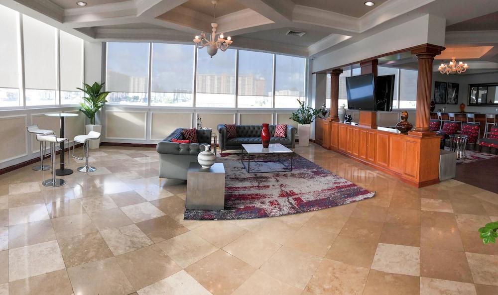 Intracostal Sunny Isles photo 26