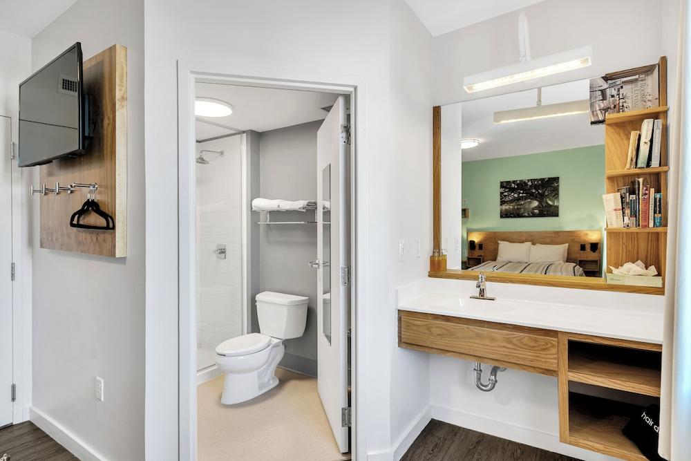 The Quisby Hotel photo 56