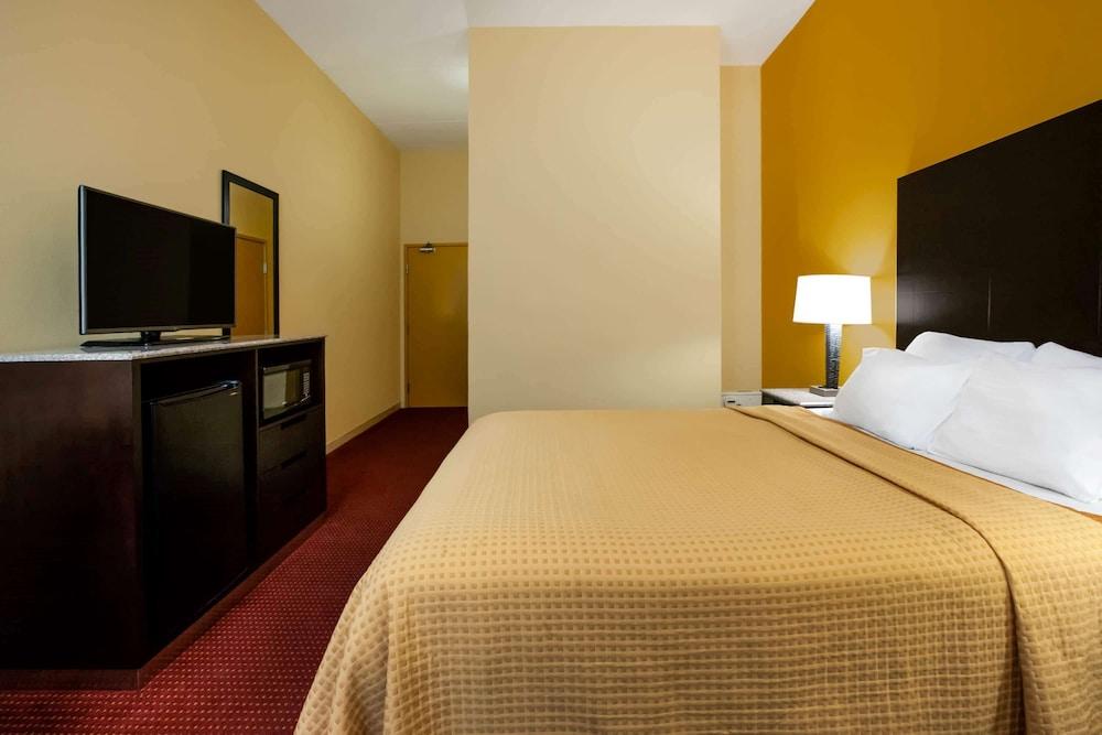 Days Inn by Wyndham Donegal photo 16