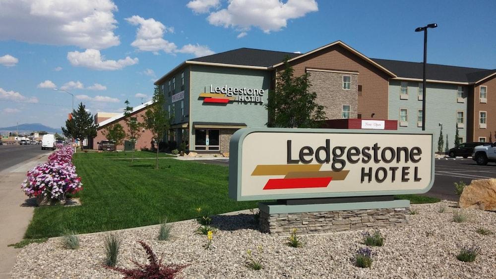 Ledgestone Suites Hotel Vernal photo 35