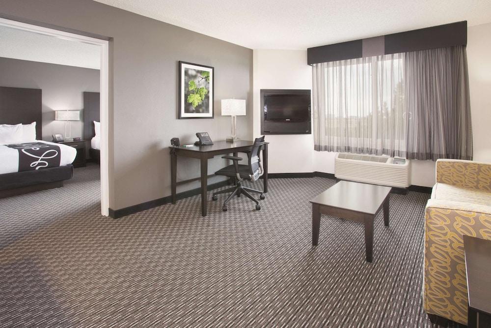 La Quinta by Wyndham Denver Englewood Tech Center photo 23