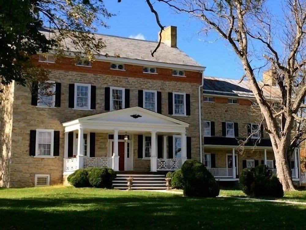 Inn at Springfield Manor photo 1