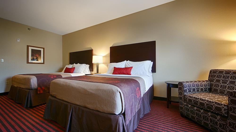Best Western Plus Louisa photo 10