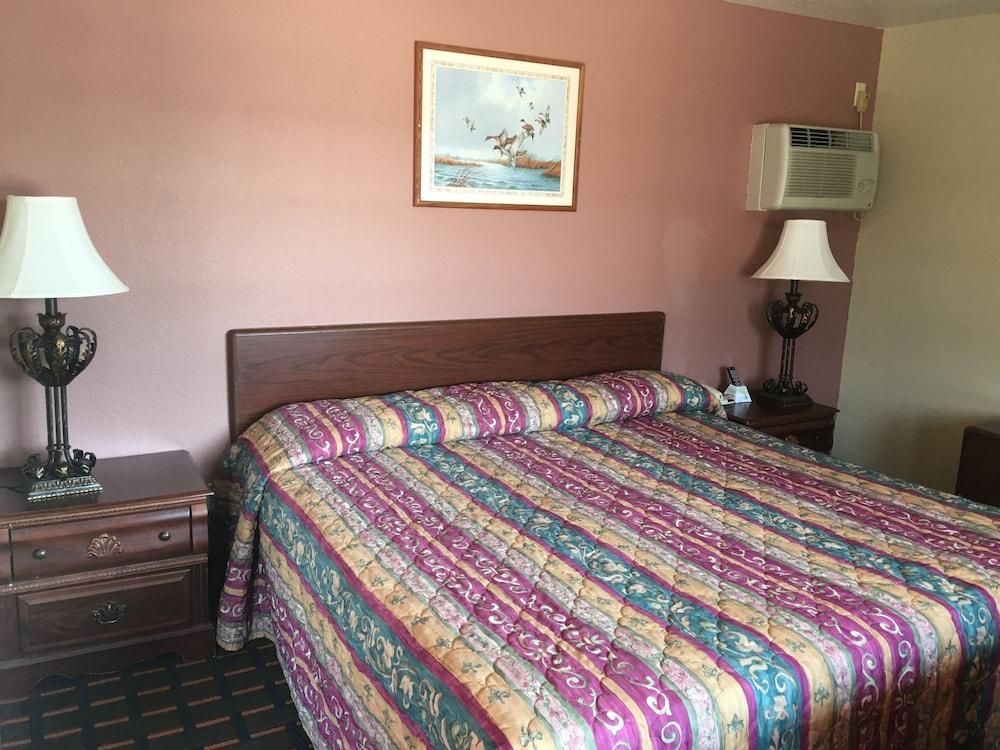Best Value Inn Motel Sandusky photo 42
