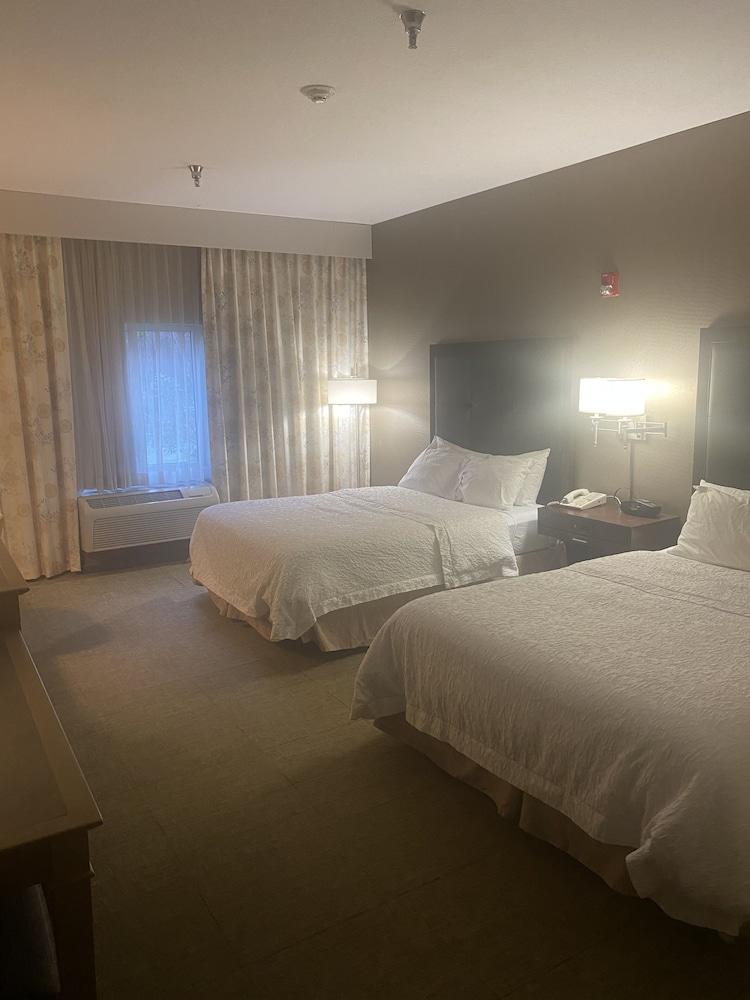 Wingate by Wyndham Steubenville photo 9