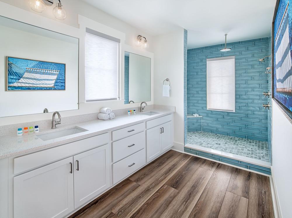 Margaritaville Beach Cottage Resort PCB photo 39