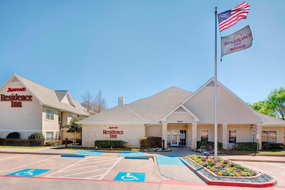 Residence Inn By Marriott Dallas Park Central photo 1